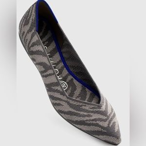 Retired Rothy’s the point Zebra flats